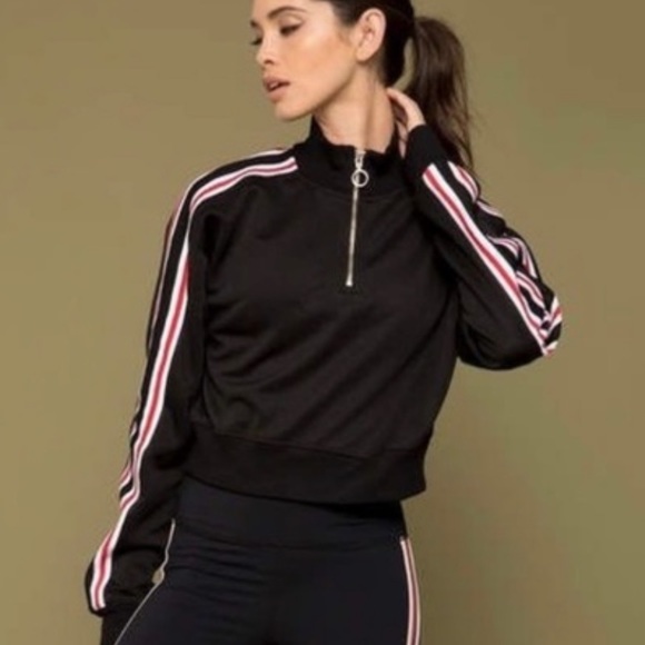 Kendall & Kylie cropped sweat - Picture 1 of 7